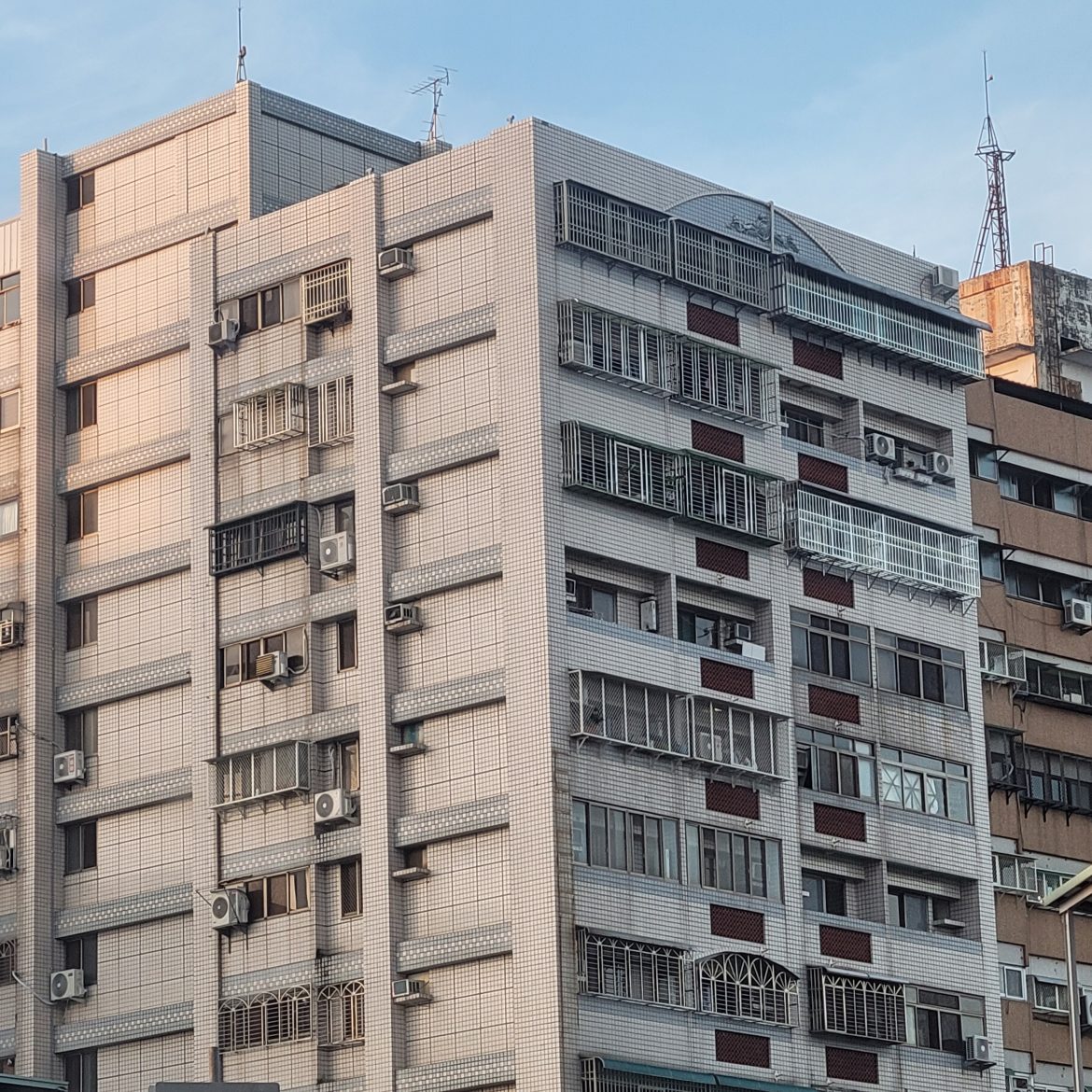 新北房屋借錢,新北二胎借錢增貸專家板橋板信當舖,二胎房貸,房屋增貸,李小姐成功房屋增貸